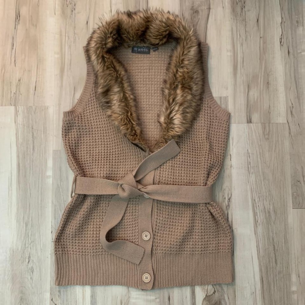 NY Knits‎ faux fur crochet brown vest Large
